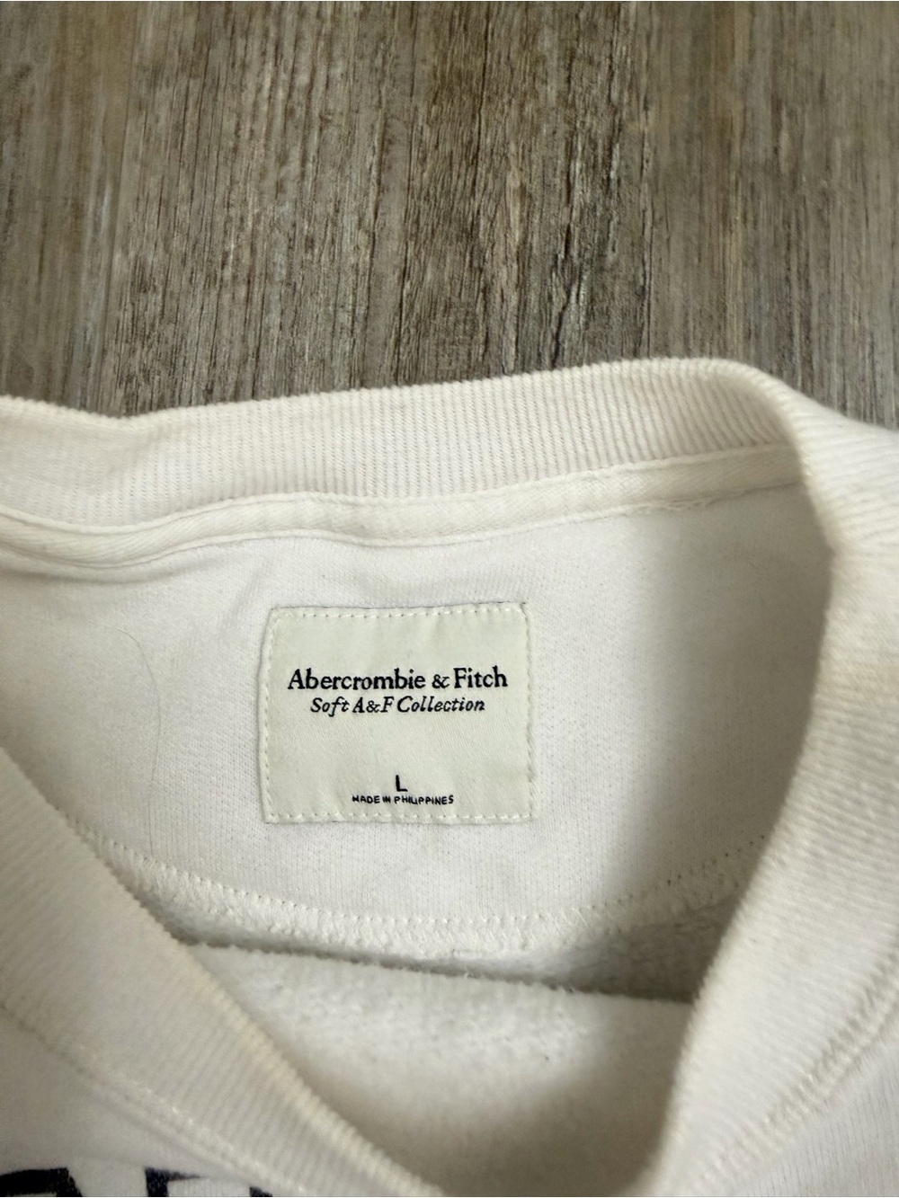 Abercrombie & Fitch Men’s Montauk Sports Cream Crewneck Sweatshirt, size LG - Picture 2 of 3